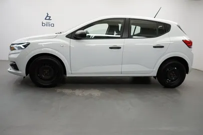 Car image 2