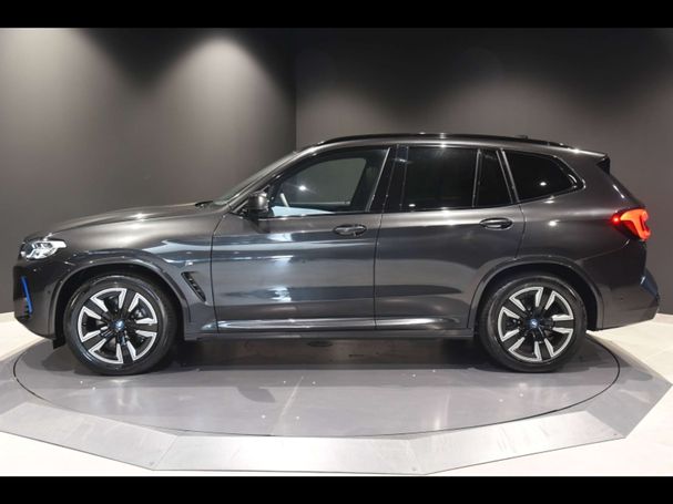 BMW iX3 M Sport Inspiring 213 kW image number 9