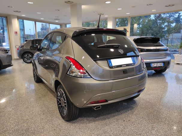 Lancia Ypsilon 51 kW image number 5