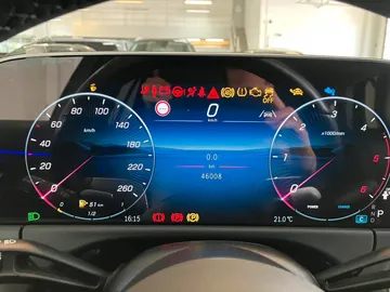 Car image 29