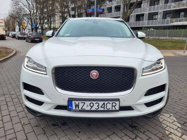 Jaguar F-Pace AWD Prestige 177 kW image number 3