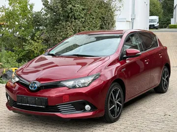 Car image 2