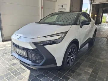 Car image 17