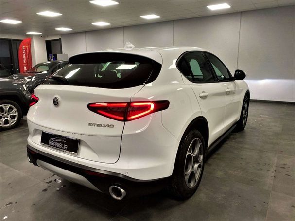 Alfa Romeo Stelvio 2.2 Diesel AT8 Super 118 kW image number 4