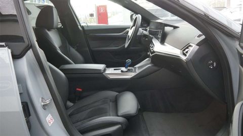 Car image 38