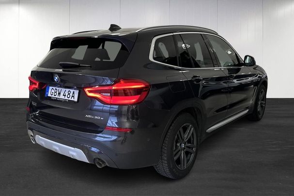 BMW X3 xDrive30e 216 kW image number 3