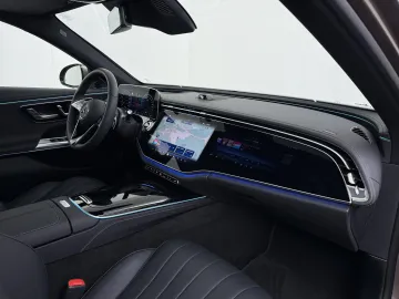 Car image 49