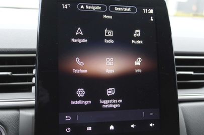 Car image 13