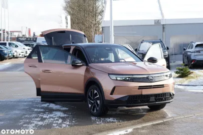 Car image 40