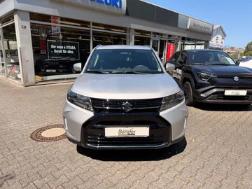 Car image 4