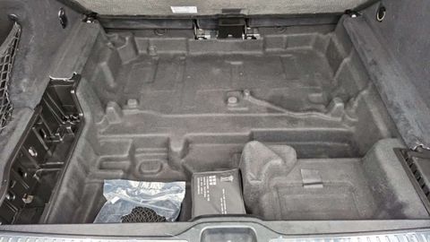 Car image 41