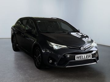 Car image 2