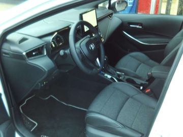 Car image 11