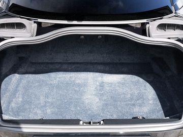 Car image 40