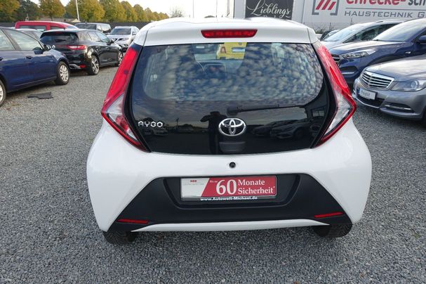 Toyota Aygo X 1.0 53 kW image number 6