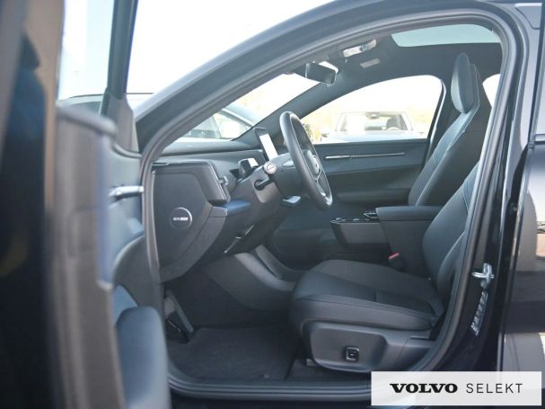 Volvo EX30 200 kW image number 11