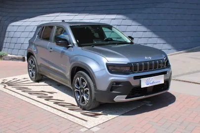 Car image 2