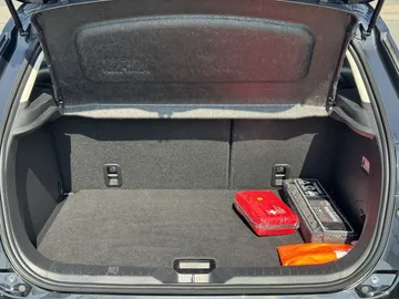 Car image 21