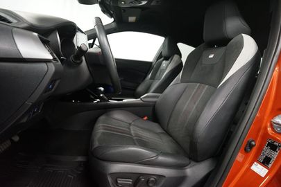 Car image 21