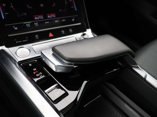 Audi e-tron 50 quattro 230 kW image number 34