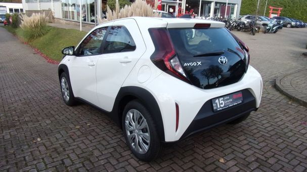 Toyota Aygo X 53 kW image number 6