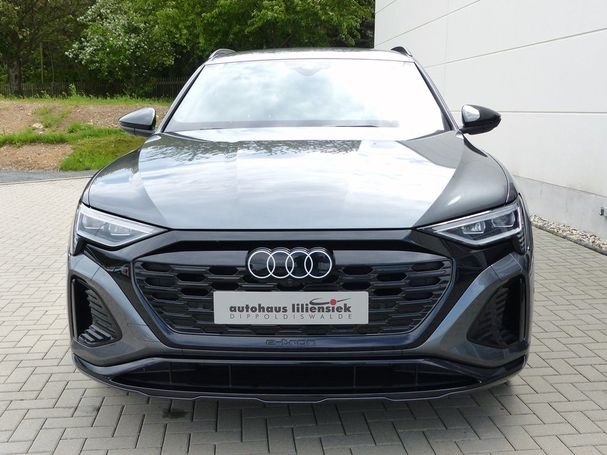 Audi Q8 55 quattro e-tron S-line 300 kW image number 8