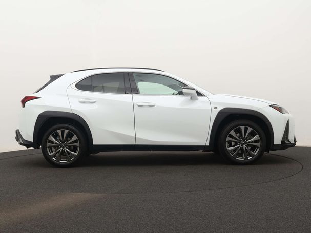 Lexus UX 250h 135 kW image number 15