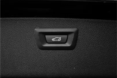 Car image 45