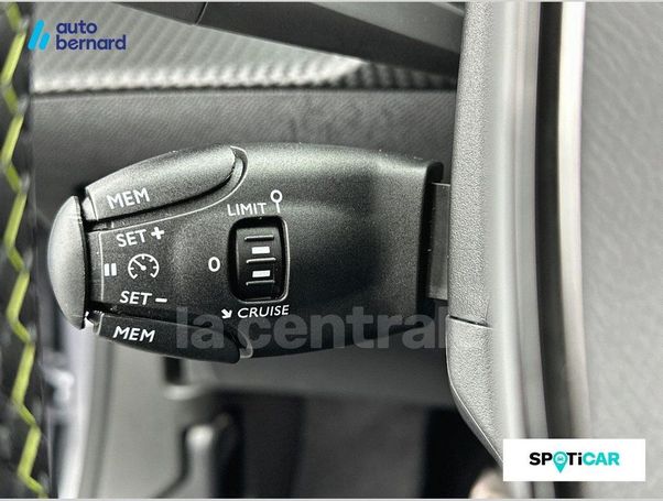 Peugeot 2008 PureTech 130 96 kW image number 17