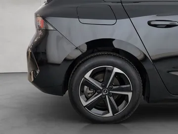 Car image 29