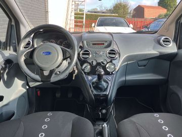 Car image 13