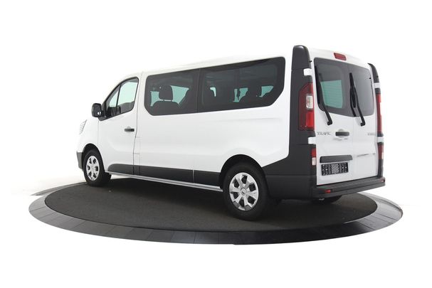 Renault Trafic dCi 110 Life 81 kW image number 2