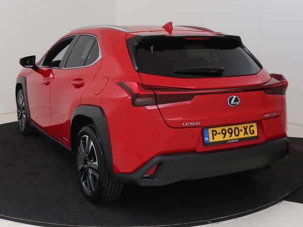 Lexus UX 250h 135 kW image number 17