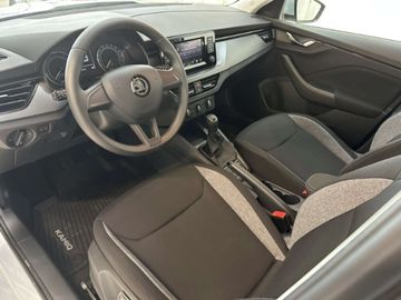 Car image 11