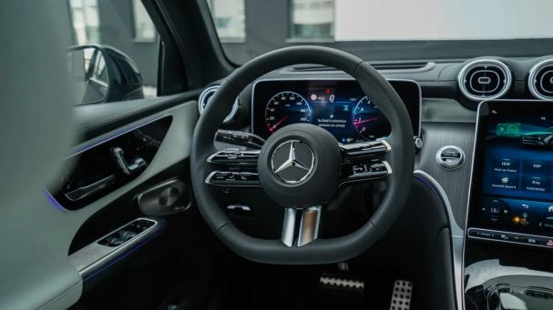 Mercedes-Benz GLC 300 190 kW image number 10