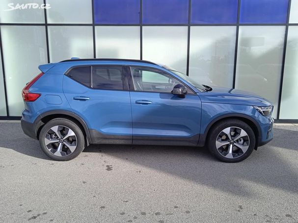 Volvo XC40 B3 Plus 120 kW image number 6