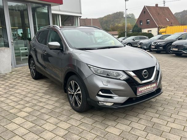 Nissan Qashqai 1.3 DIG-T N-CONNECTA 103 kW image number 2