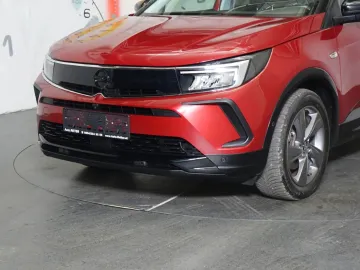 Car image 21