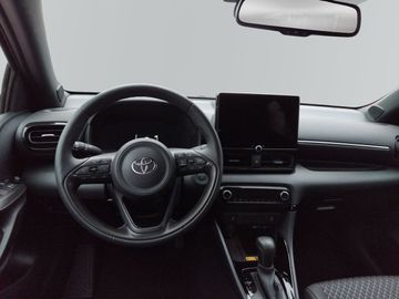 Car image 10