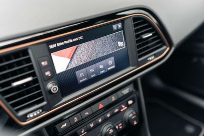 Car image 37