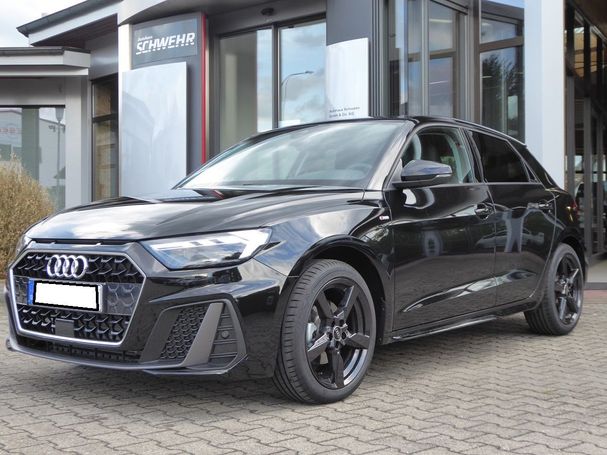 Audi A1 30 TFSI S-line Sportback 81 kW image number 1