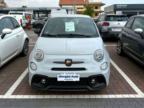 Abarth 595 Competizione 1.4 T-Jet 180 132 kW image number 3