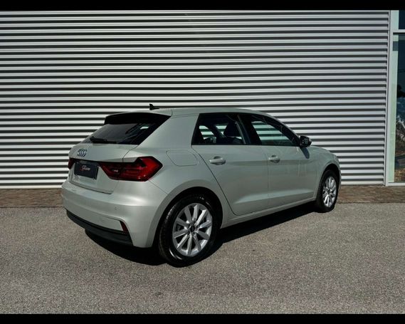 Audi A1 30 TFSI S tronic Sportback Business 85 kW image number 2