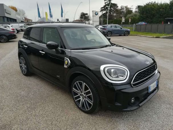 Mini Cooper SE Countryman ALL4 162 kW image number 2