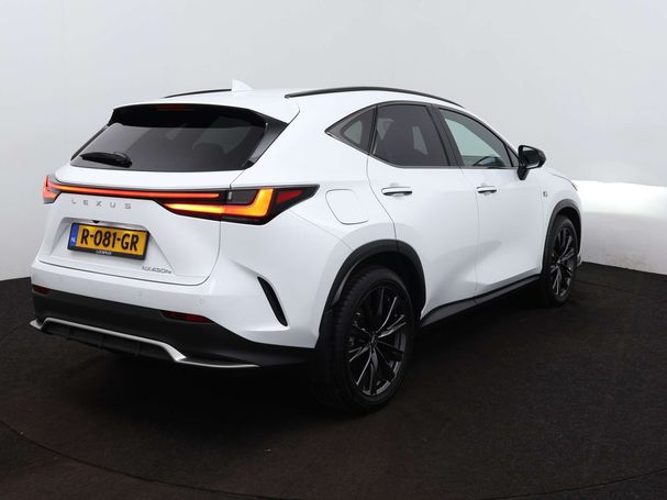 Lexus NX 450 h AWD 225 kW image number 17