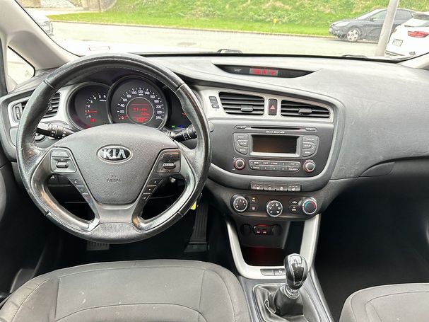 Kia Ceed 1.6 CRDi 128 SW Edition 7 94 kW image number 8