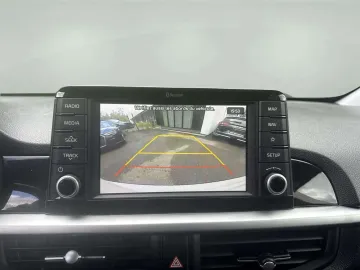 Car image 24