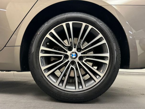 BMW 520d Sport Line 141 kW image number 10