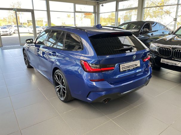 BMW 330e Touring M Sport 215 kW image number 6