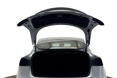 Car image 38